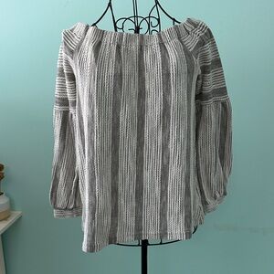 Doe & Rae Off-the-shoulder Top